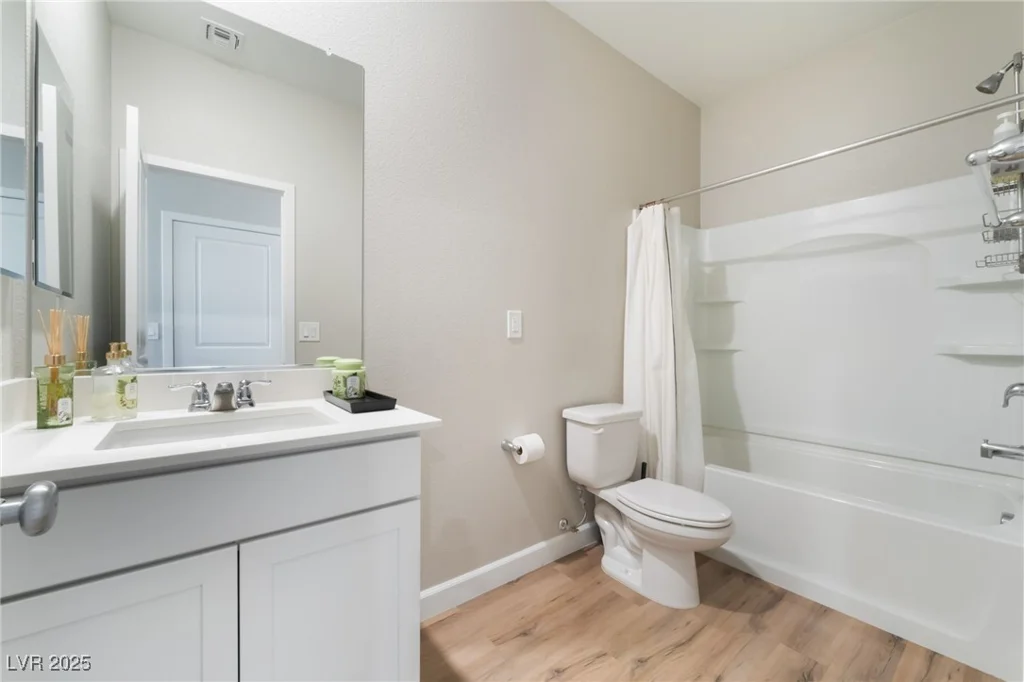 8351 Vinamala, Las Vegas, NV 89149