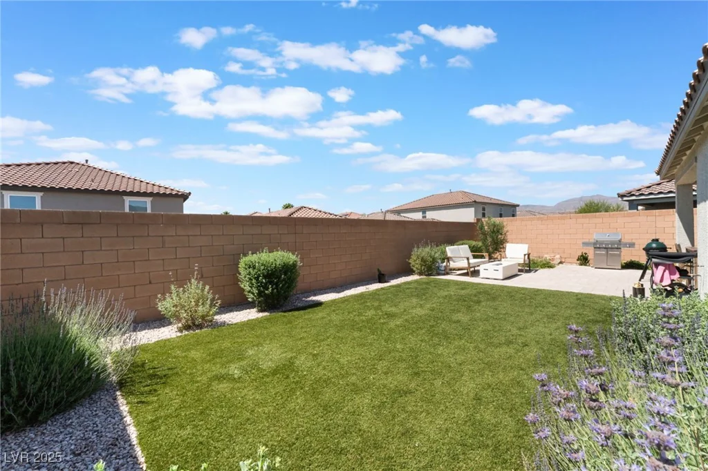 8351 Vinamala, Las Vegas, NV 89149
