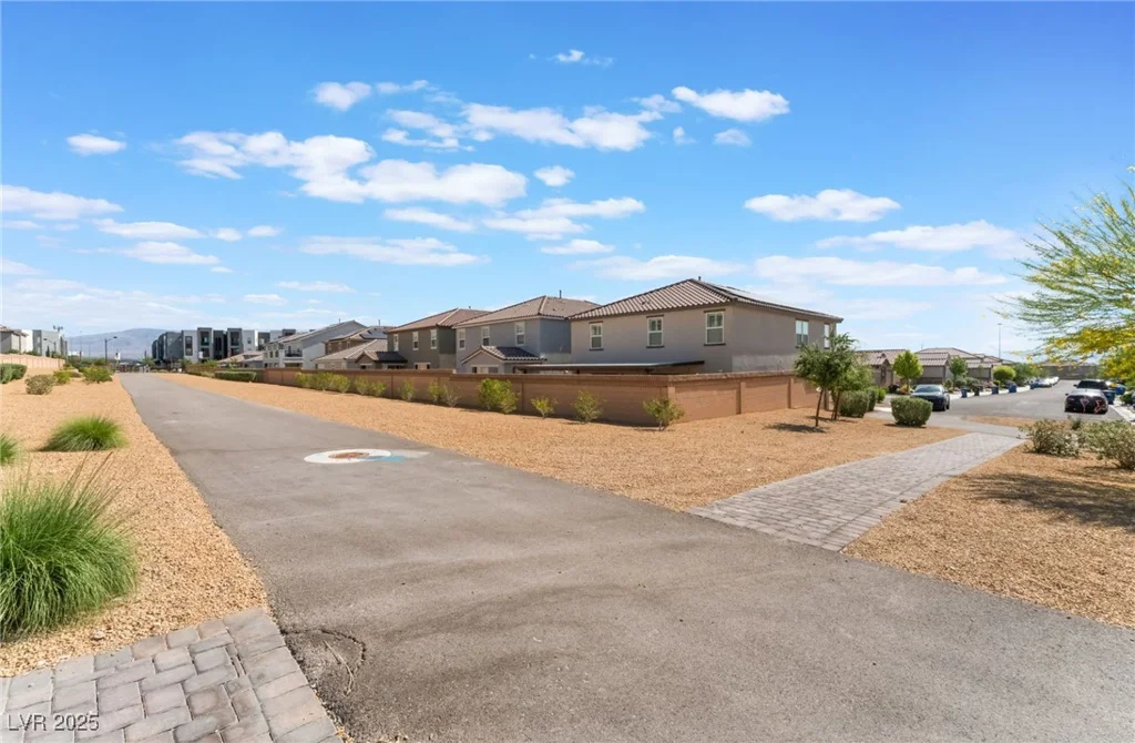 8351 Vinamala, Las Vegas, NV 89149