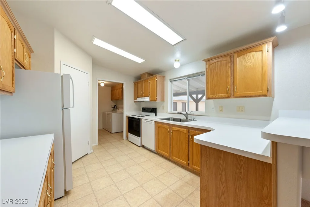 3560 Thousandaire, Pahrump, NV 89061