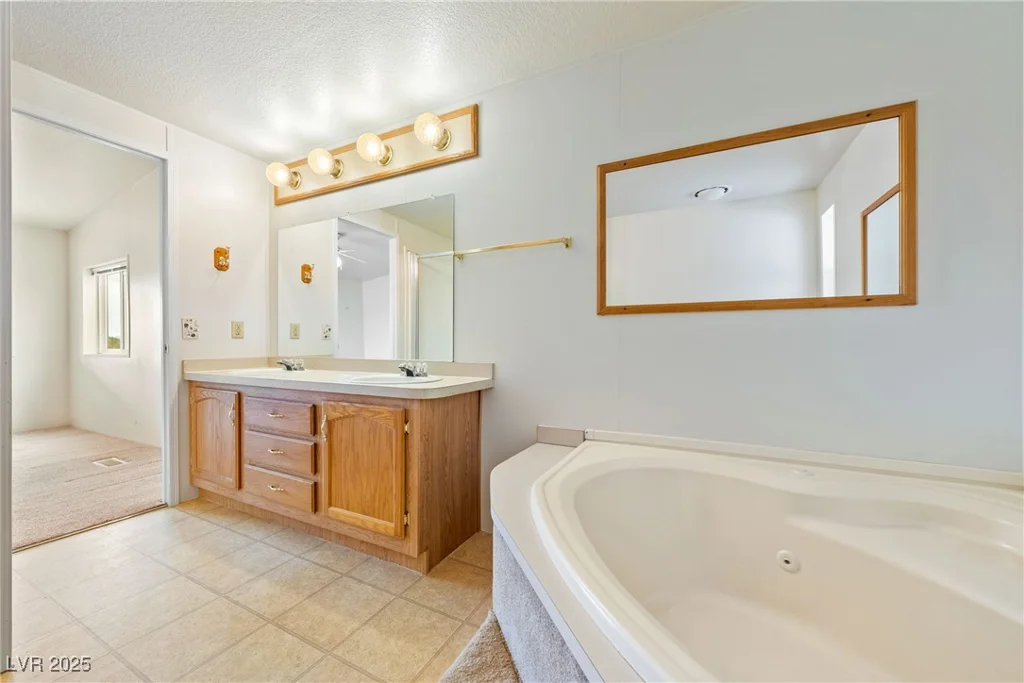 3560 Thousandaire, Pahrump, NV 89061