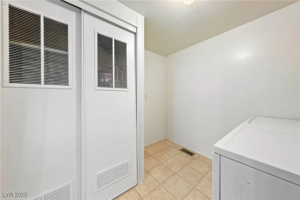 3560 Thousandaire, Pahrump, NV 89061