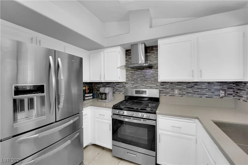 3905 Blairmoor, North Las Vegas, NV 89032