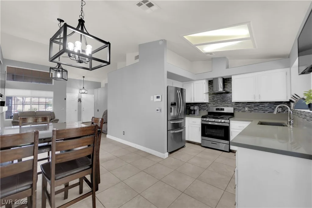 3905 Blairmoor, North Las Vegas, NV 89032