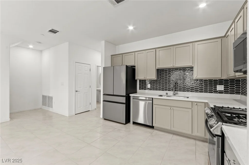 1103 Tektite, Henderson, NV 89011