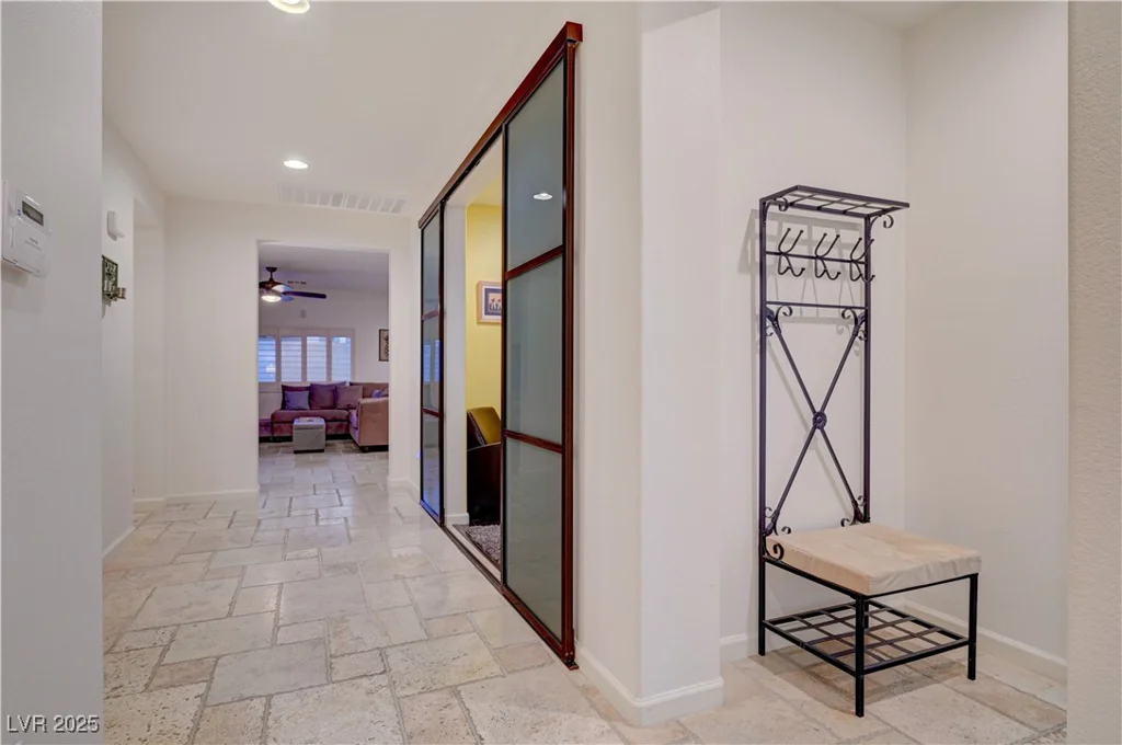 7235 Summer Air, Las Vegas, NV 89179