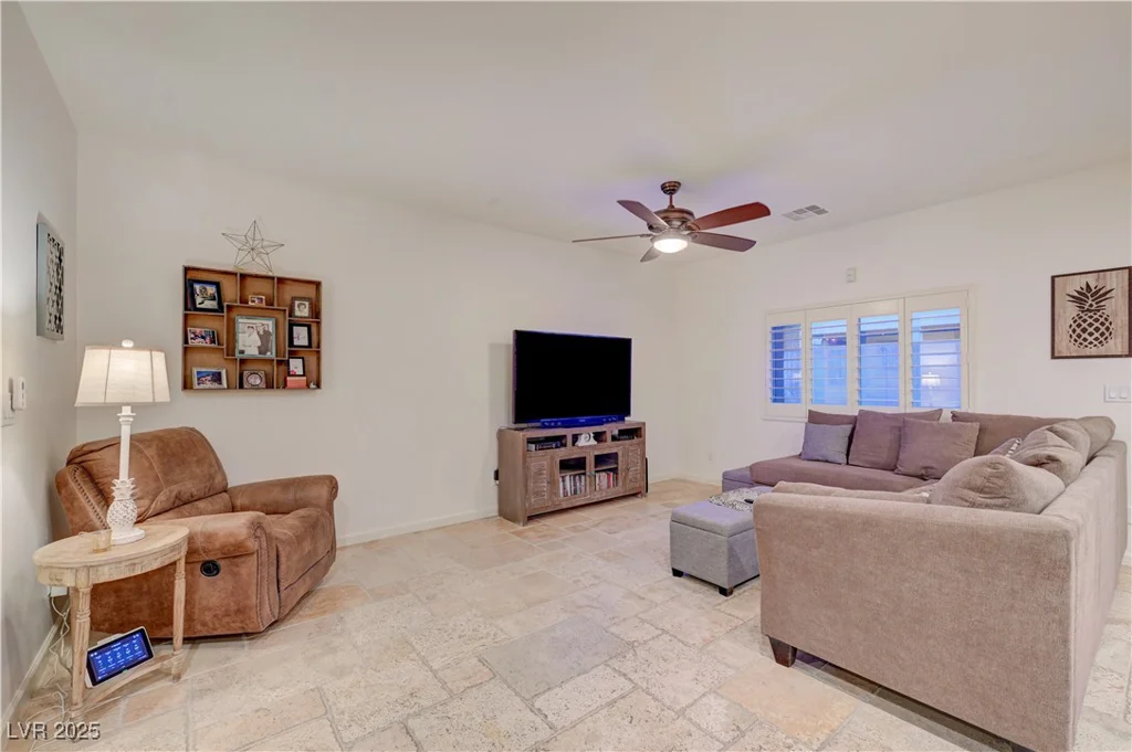 7235 Summer Air, Las Vegas, NV 89179