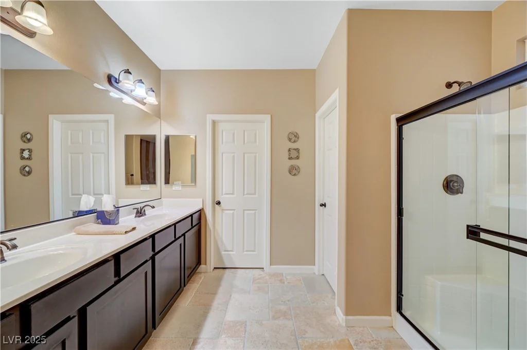 7235 Summer Air, Las Vegas, NV 89179