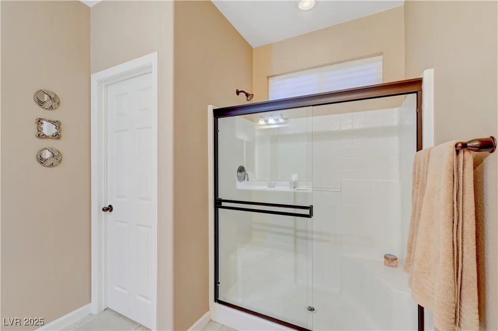 7235 Summer Air, Las Vegas, NV 89179