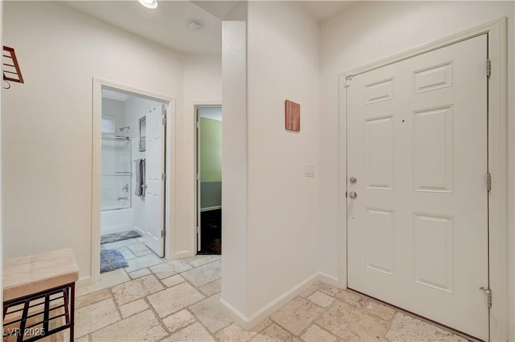 7235 Summer Air, Las Vegas, NV 89179