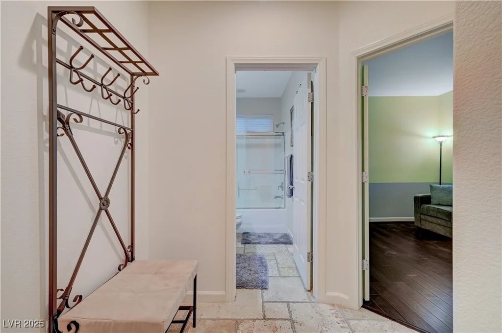 7235 Summer Air, Las Vegas, NV 89179