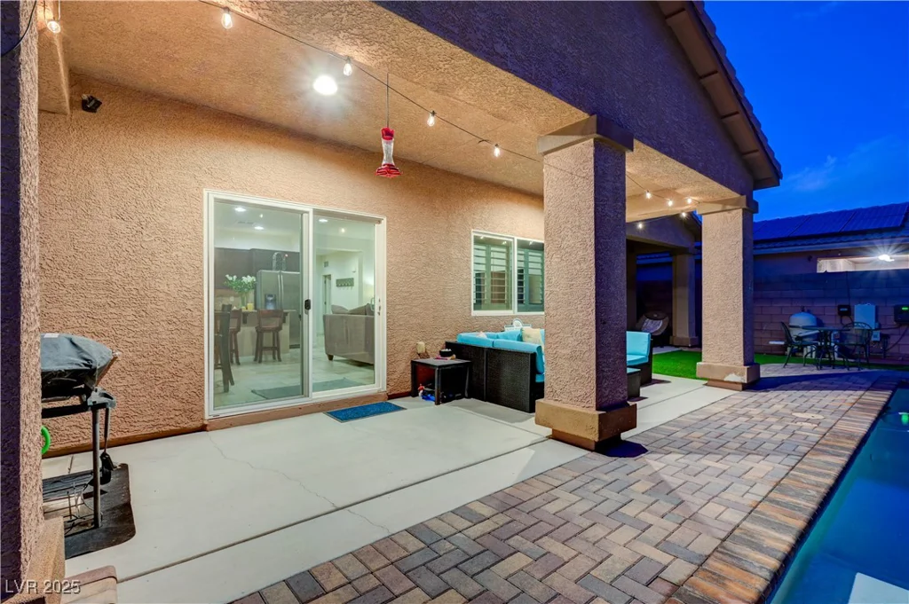 7235 Summer Air, Las Vegas, NV 89179