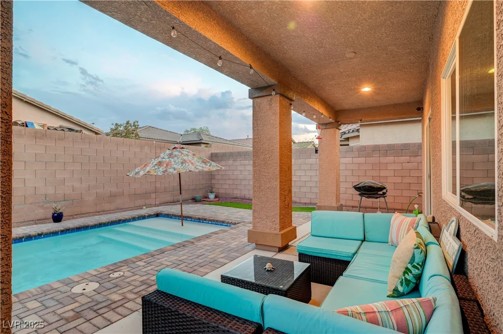7235 Summer Air, Las Vegas, NV 89179