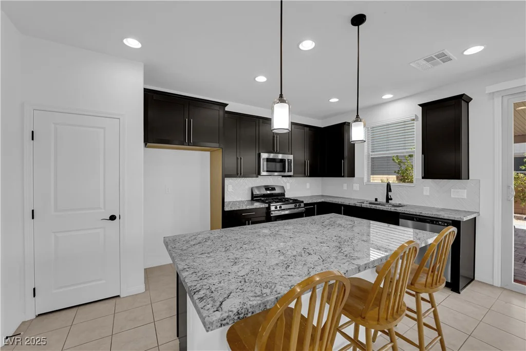 311 Lilian Faith, North Las Vegas, NV 89031