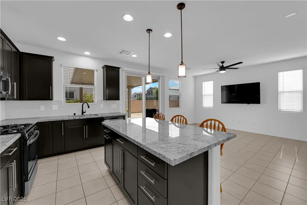 311 Lilian Faith, North Las Vegas, NV 89031