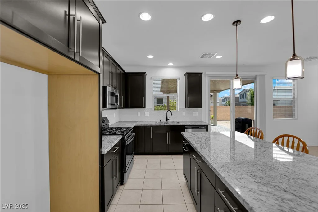 311 Lilian Faith, North Las Vegas, NV 89031