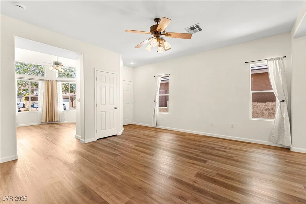 8113 Danaides, Las Vegas, NV 89131