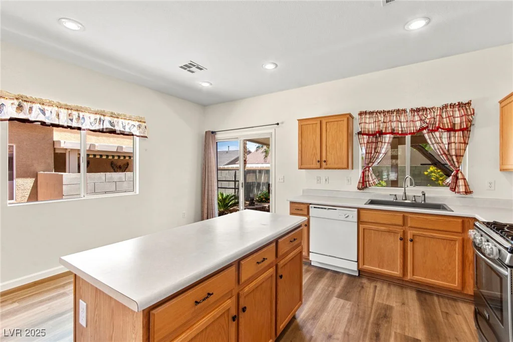 8113 Danaides, Las Vegas, NV 89131