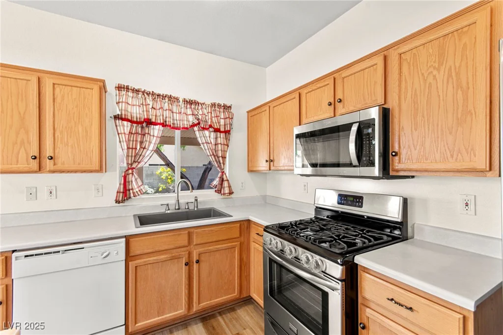 8113 Danaides, Las Vegas, NV 89131