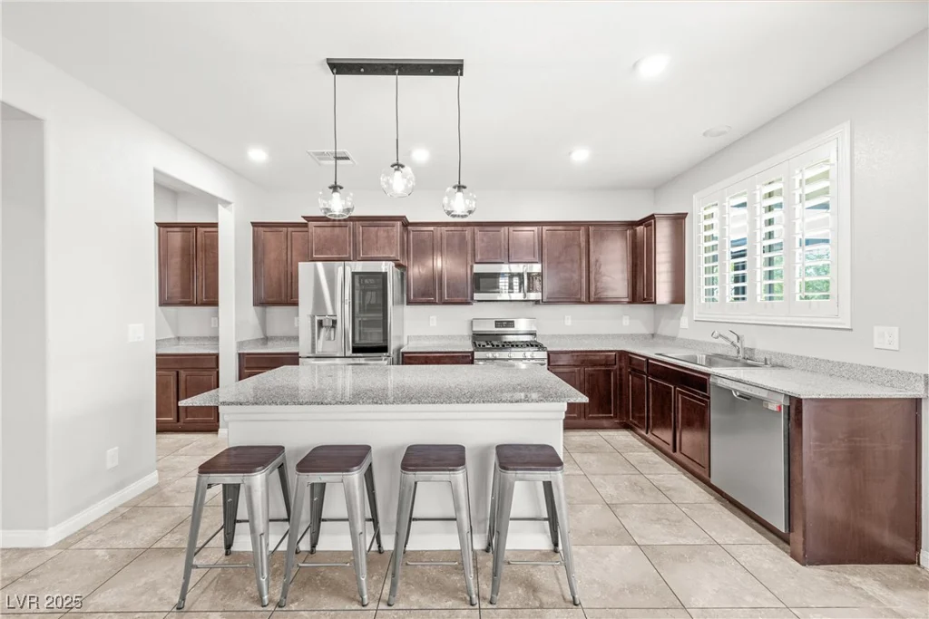 4519 Stardusk Falls, North Las Vegas, NV 89084