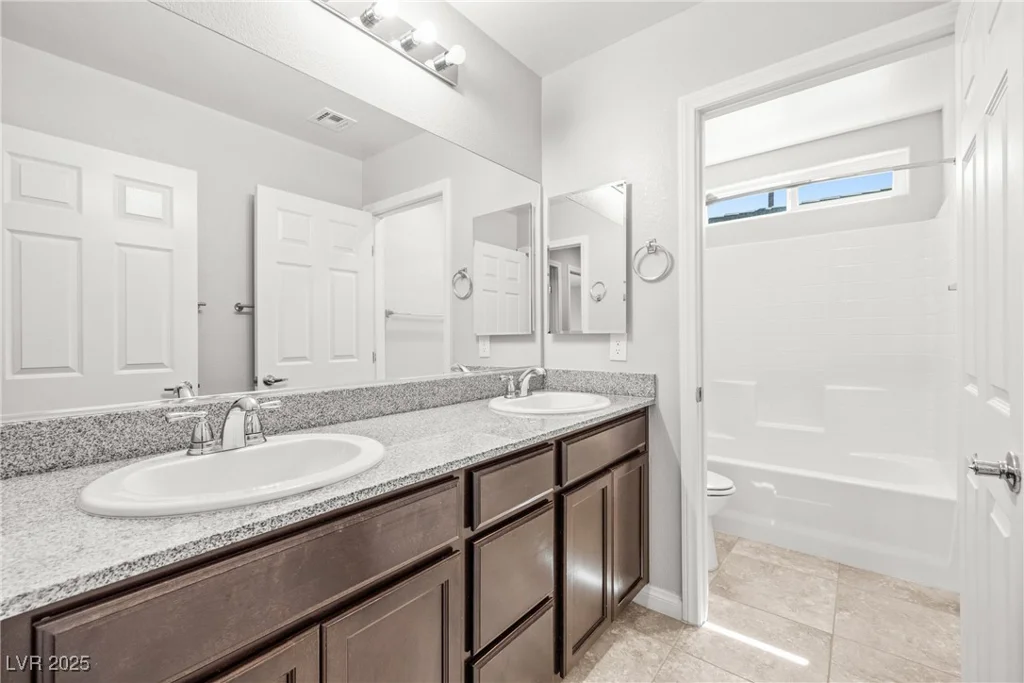 4519 Stardusk Falls, North Las Vegas, NV 89084