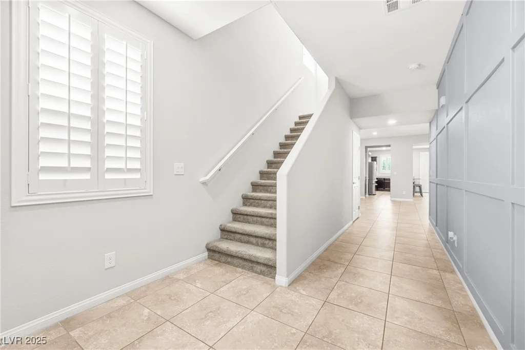 4519 Stardusk Falls, North Las Vegas, NV 89084
