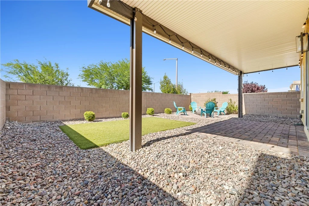4519 Stardusk Falls, North Las Vegas, NV 89084