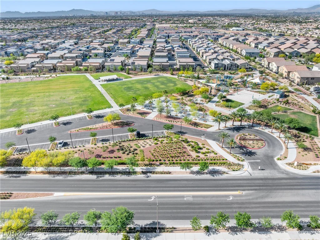 4519 Stardusk Falls, North Las Vegas, NV 89084