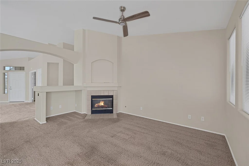 7544 Coral River, Las Vegas, NV 89131