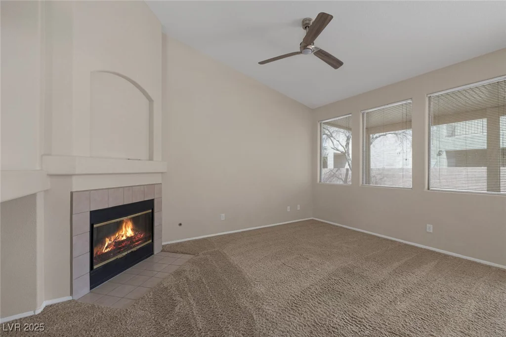 7544 Coral River, Las Vegas, NV 89131