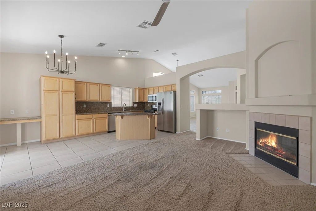 7544 Coral River, Las Vegas, NV 89131