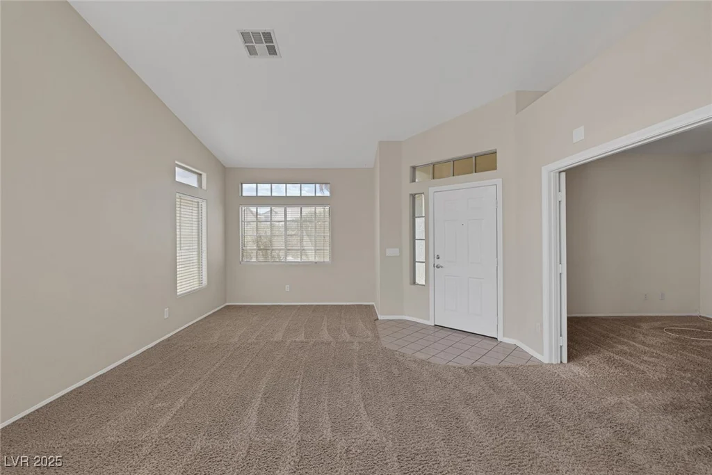 7544 Coral River, Las Vegas, NV 89131