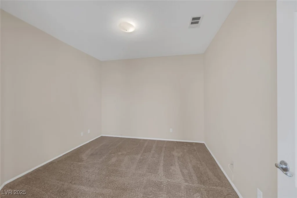 7544 Coral River, Las Vegas, NV 89131