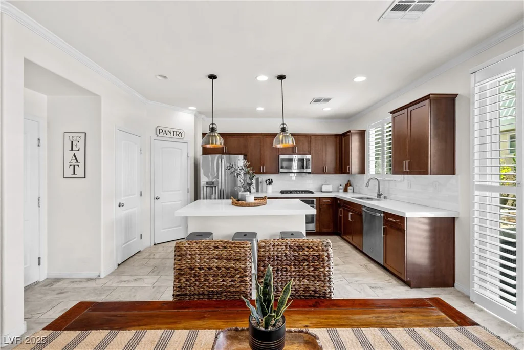 10474 Palmadora, Las Vegas, NV 89178