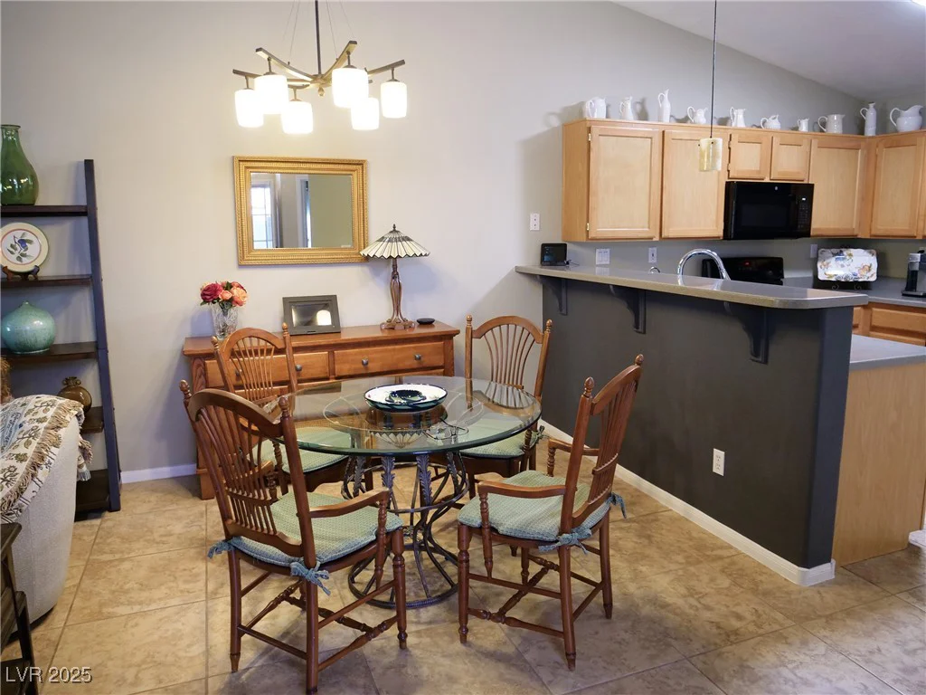 9705 Templemore, Las Vegas, NV 89129