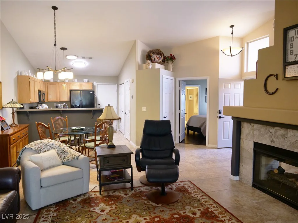 9705 Templemore, Las Vegas, NV 89129