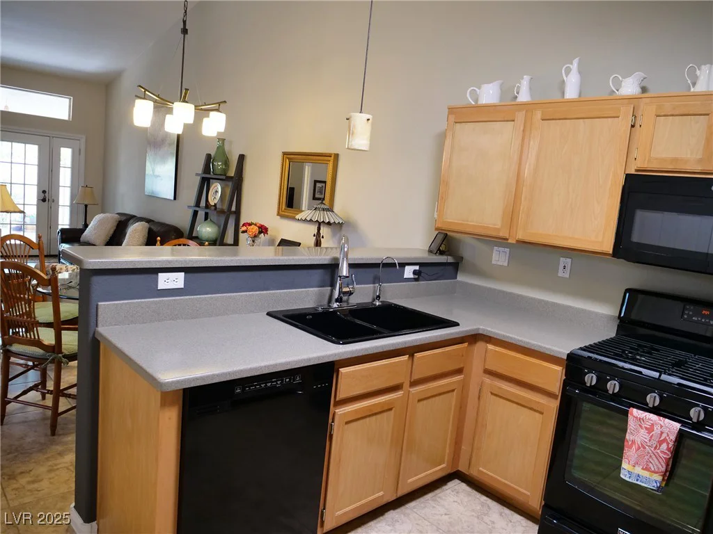 9705 Templemore, Las Vegas, NV 89129