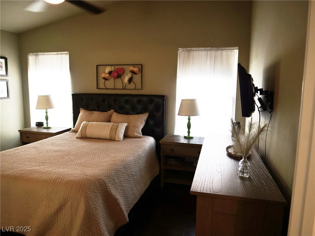 9705 Templemore, Las Vegas, NV 89129