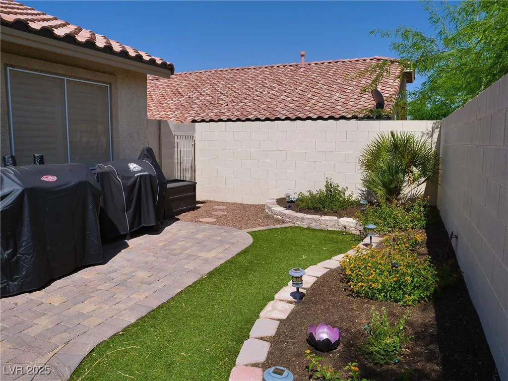 9705 Templemore, Las Vegas, NV 89129