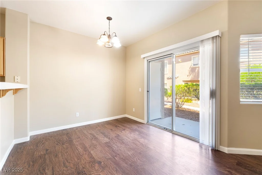 2152 Jasper Bluff, Las Vegas, NV 89117