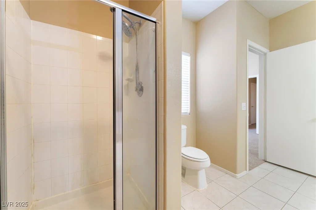 2152 Jasper Bluff, Las Vegas, NV 89117