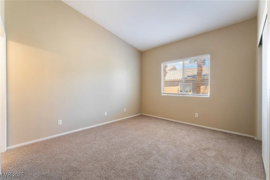 2152 Jasper Bluff, Las Vegas, NV 89117