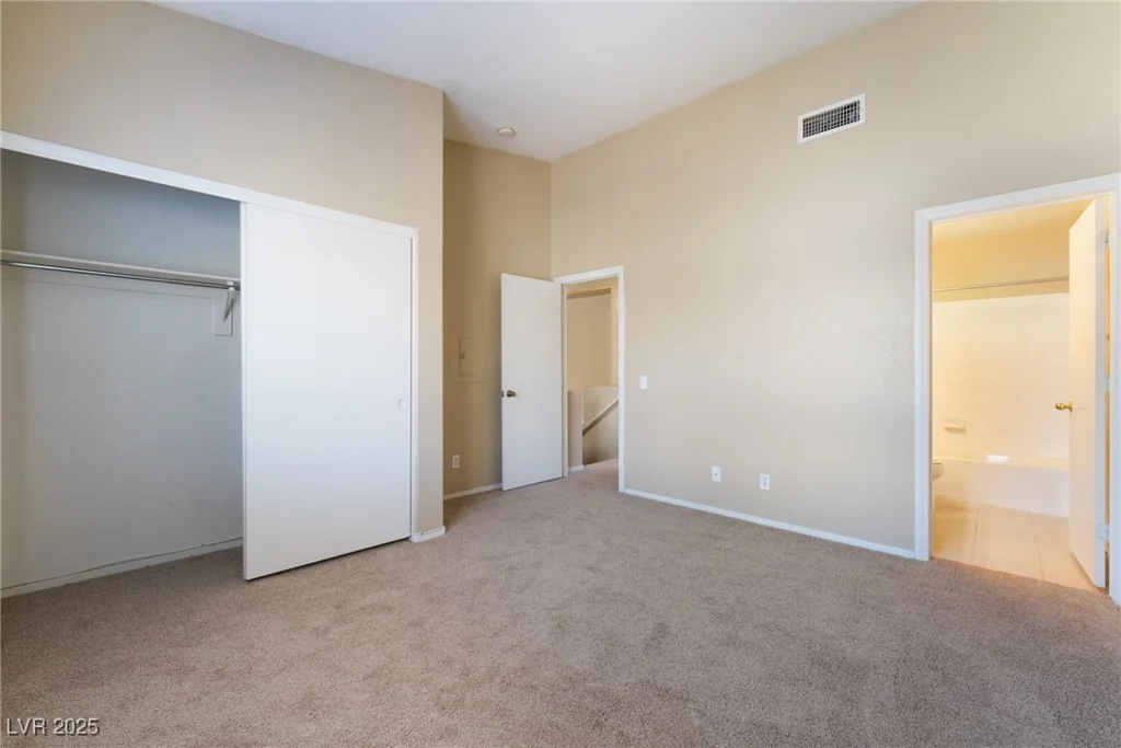 2152 Jasper Bluff, Las Vegas, NV 89117