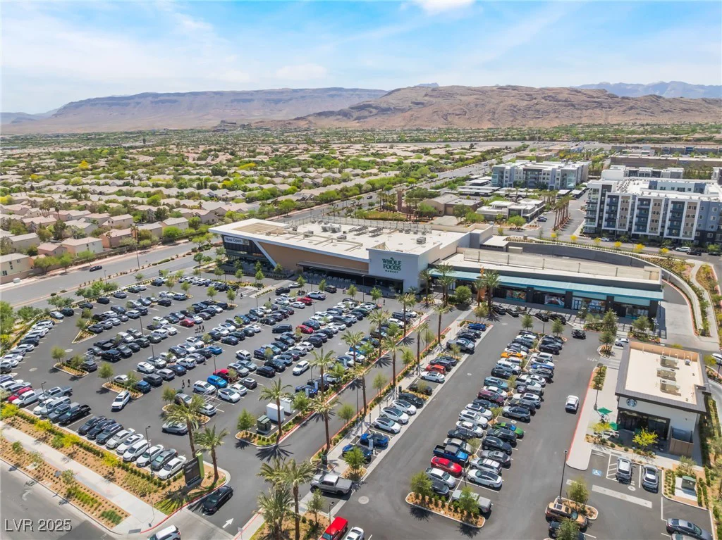 2152 Jasper Bluff, Las Vegas, NV 89117
