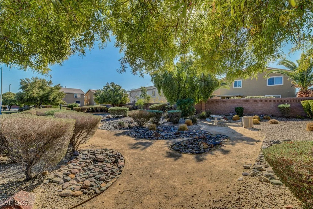 405 Prairie Moon, North Las Vegas, NV 89084