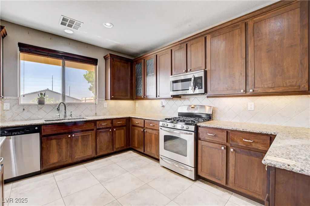 405 Prairie Moon, North Las Vegas, NV 89084