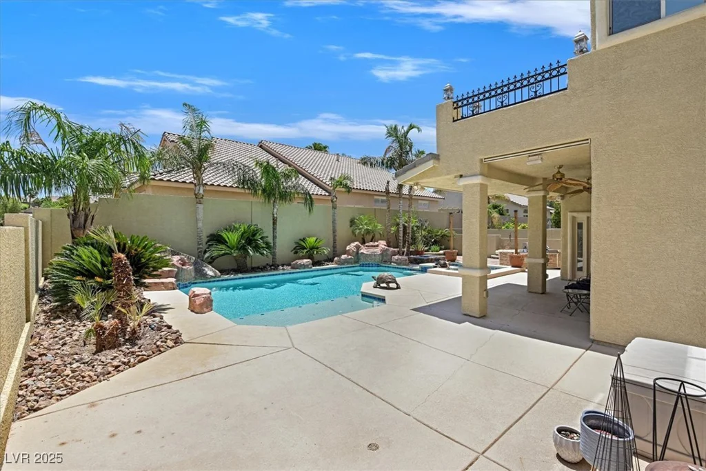 2555 Antique Blossom, Henderson, NV 89052