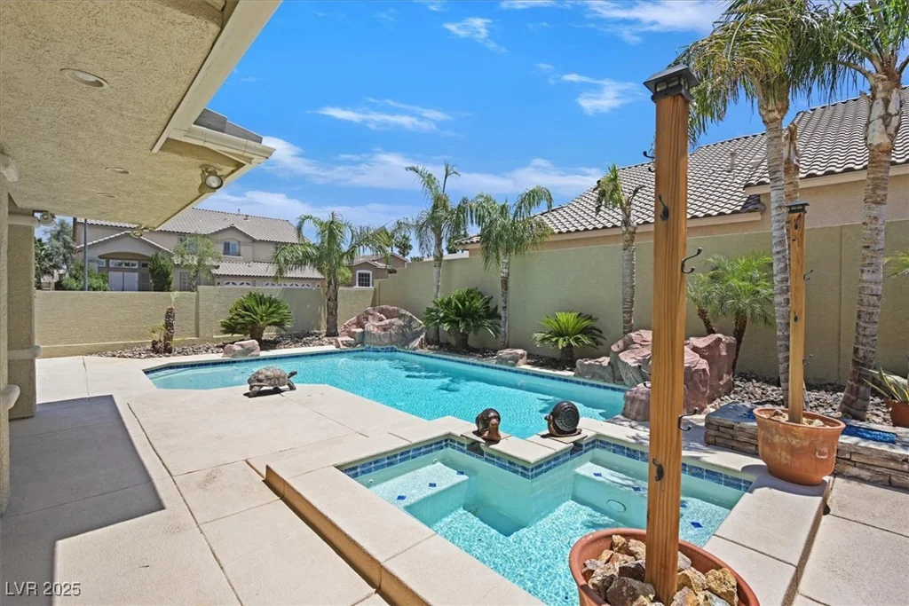 2555 Antique Blossom, Henderson, NV 89052