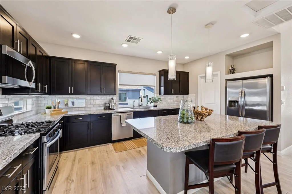 8042 Misty Canyon, Las Vegas, NV 89113