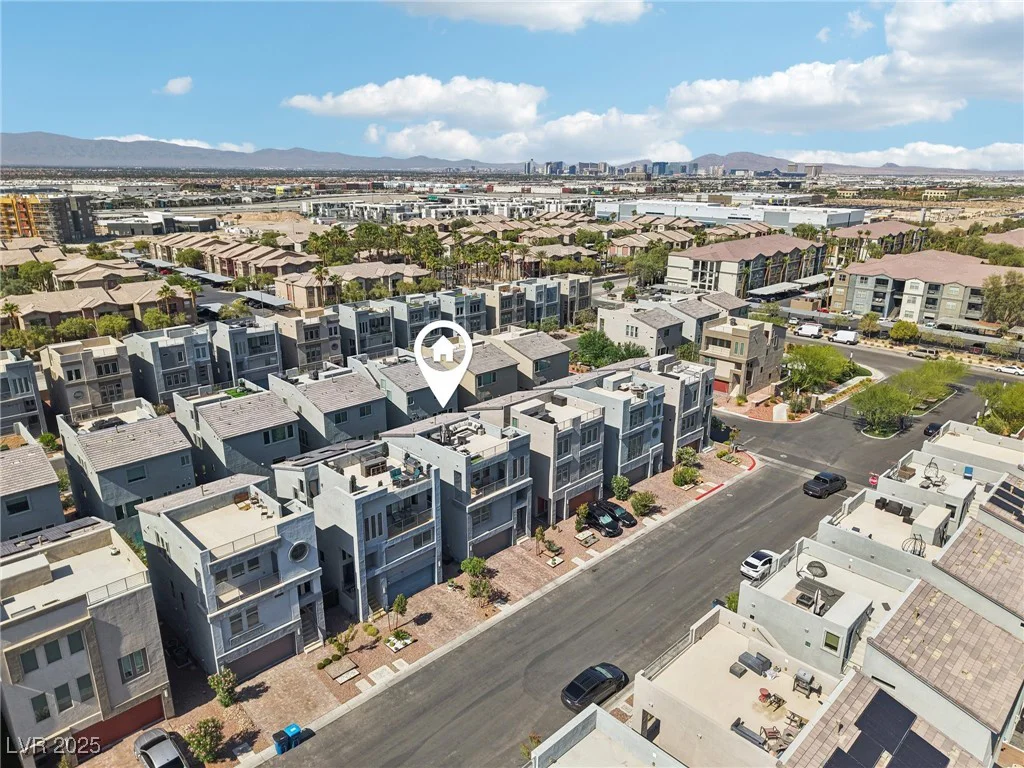8042 Misty Canyon, Las Vegas, NV 89113